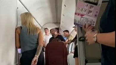 Passengers trapped on ‘sauna’ jet on London to Bangkok flight (video)