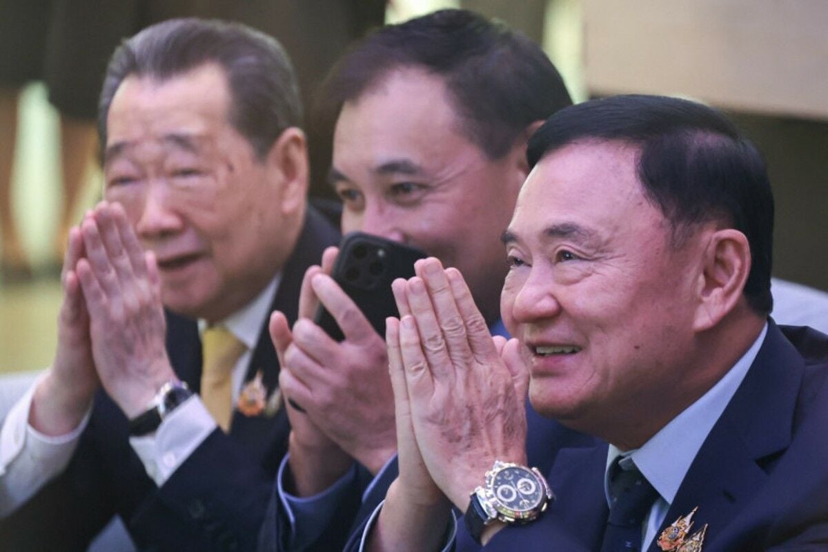 Thaksin denies political deal on return from exile