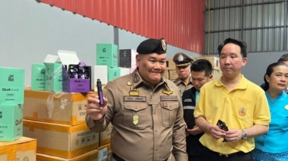 Pathum Thani police seize e-cigarettes worth 36 million baht