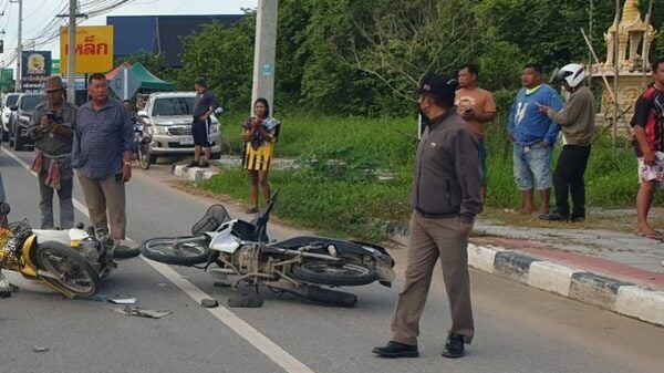 Motorcycle crash in Cha-am kills elderly man, injures woman