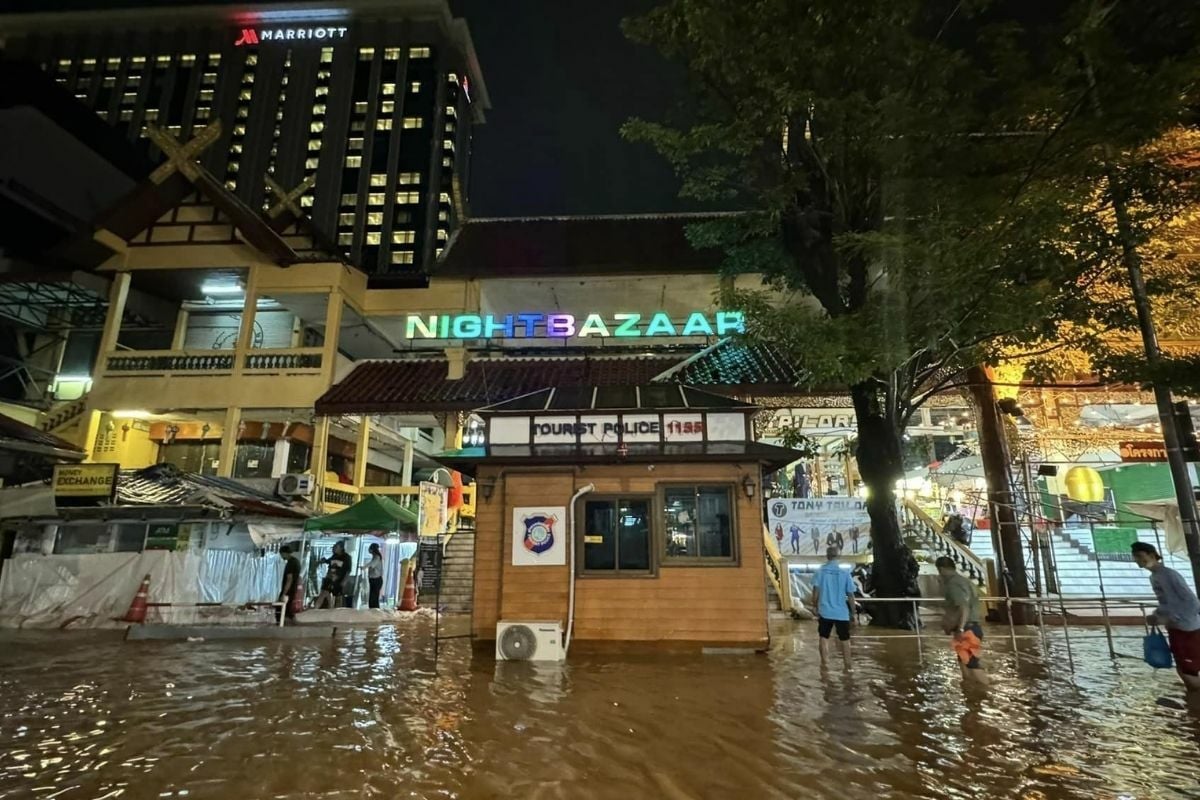 Chiang Mai pings alarm: River hits record high, flooding fears return