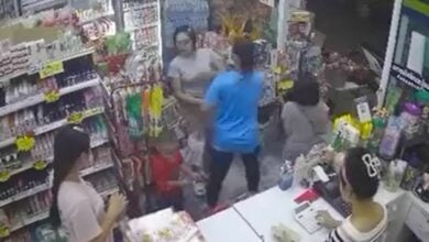 ‘Por the Slapper’ strikes store worker for fabricated assault