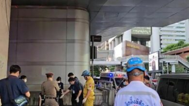 Suspected electric wire thief’s body found in Bangkok skywalk