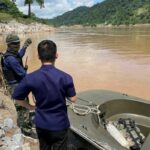 3 Thais survive, 2 still missing after boat capsizes in Mekong River | Thaiger