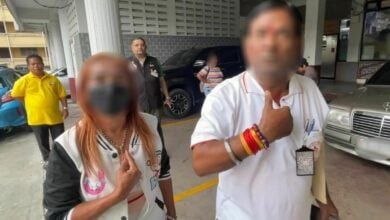 Indian man refuses to leave Thai wife despite divorce demand