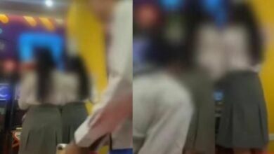 Arcade foul: Teens slam pervert caught filming skirts in Rayong mall