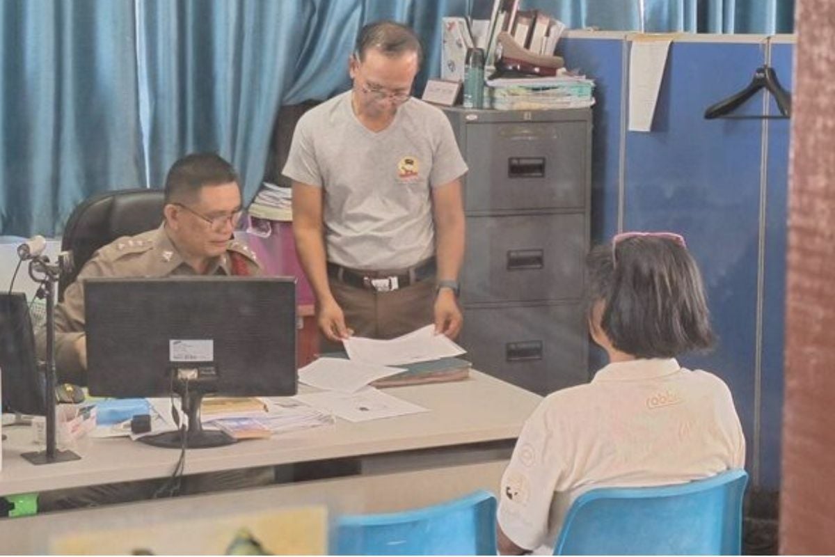 Thai teacher denies stealing 15,000 baht from senior official’s wife