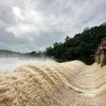 Lampang dams overflow, residents urged to evacuate valuables | Thaiger