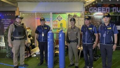 Police raid Jomtien bar for illegal laughing gas balloon sales