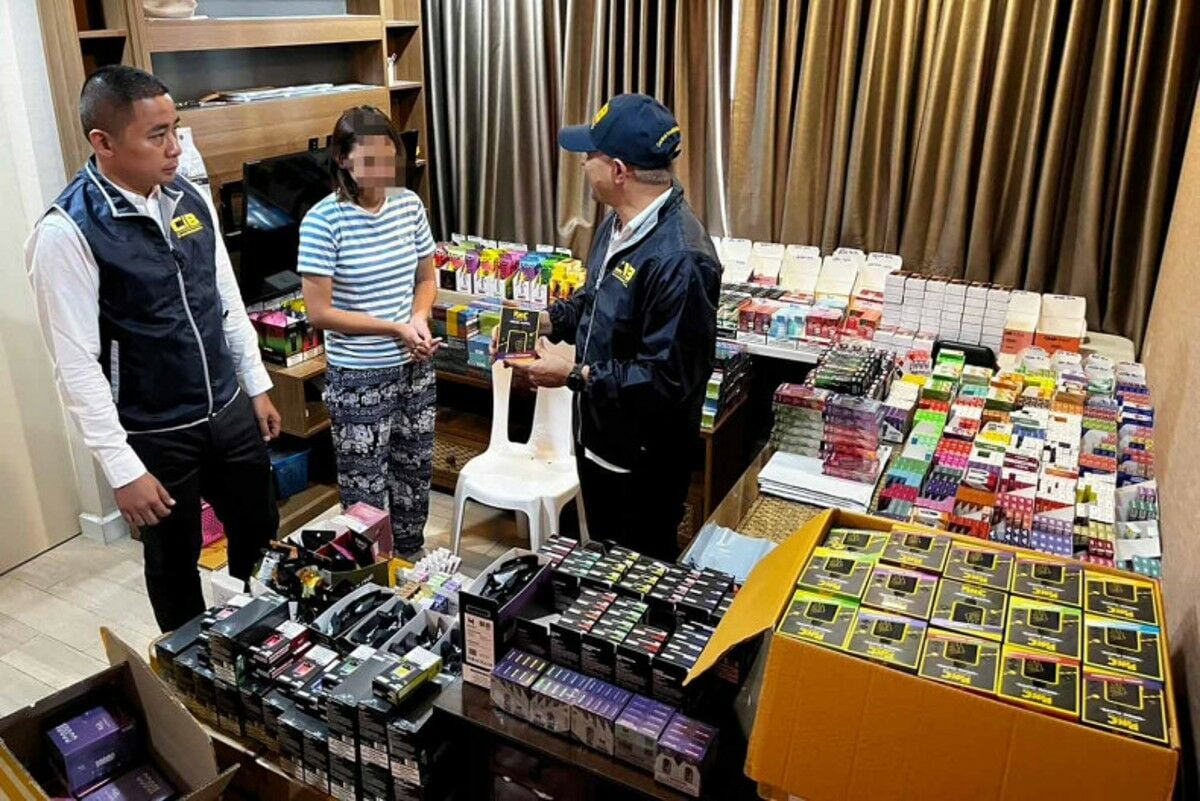 Police seize illegal vaping devices worth 2m baht in Bangkok raid