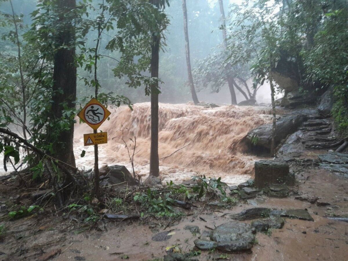 Two waterfalls closed in Chiang Mai due to severe flooding