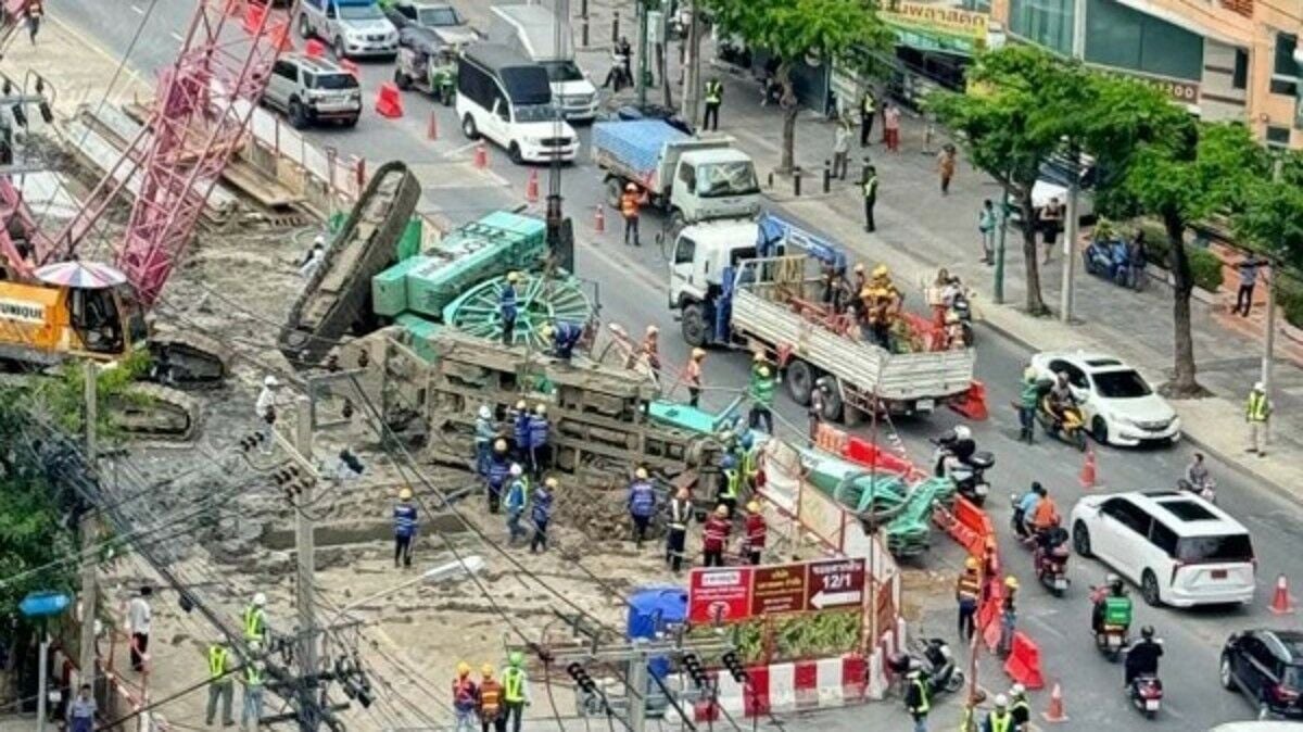 Crane collapses in Bangkok, injuring motorcyclist