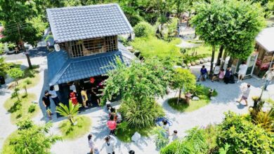 Grave attraction: Tourists dying to visit Chon Buri’s cemetery-turned-cafe