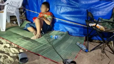 Father chains boy to chair on Pattaya Beach, tests positive for drugs