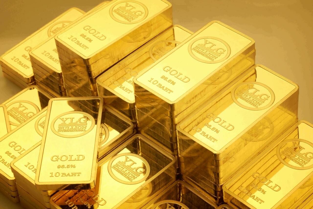 Gold rush: Fed’s policy shift sparks record-breaking prices