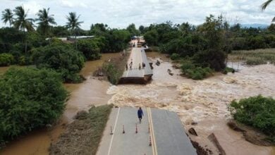 Flash floods collapse 300-metre road section in Sukhothai