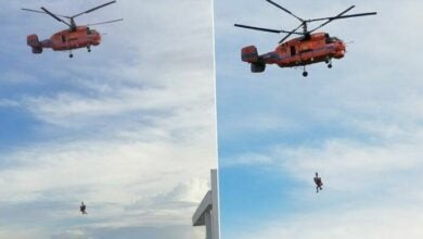 Helicopter rescues flood victims in Chiang Rai after days without food