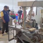 Raid on loan shark reveals unlicensed meatball factory in Saraburi | Thaiger