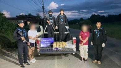 Two women arrested with 120,920 meth pills from Laos in Loei