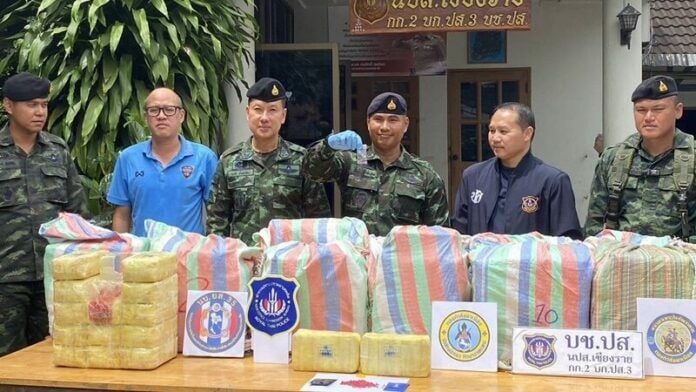 Thai officials seize 1.6 million meth pills near Phamee border