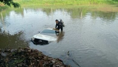 Cash splash: Truck crash with 4.2 million baht, money still missing