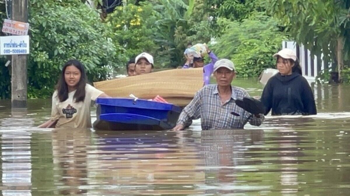 Mekong floods: Nong Khai residents urged to move belongings