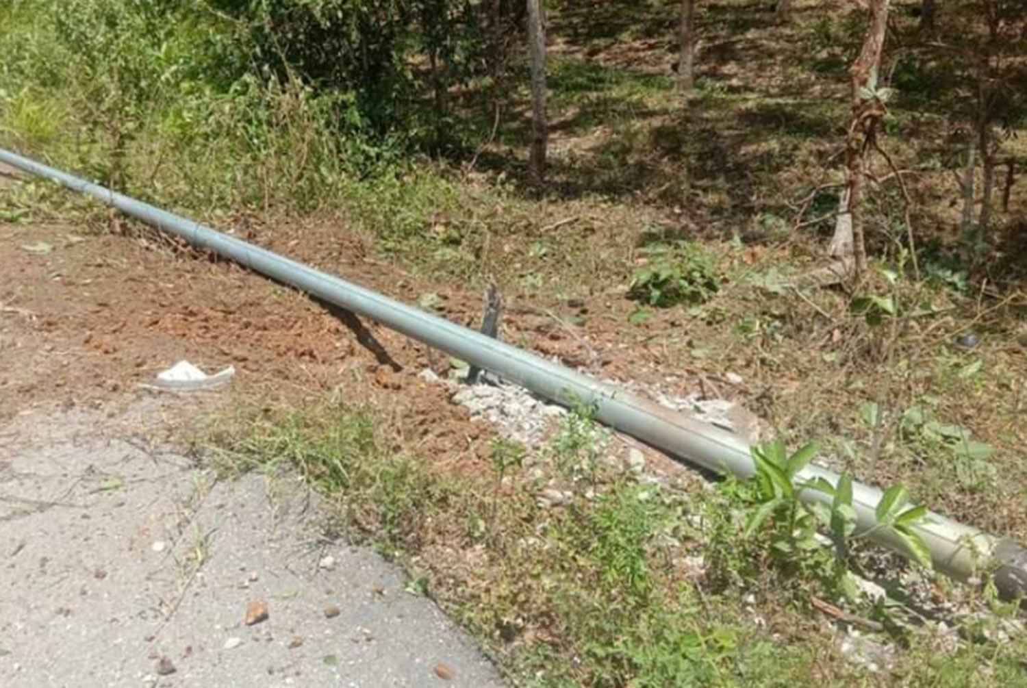 Roadside bomb injures eight soldiers in Narathiwat