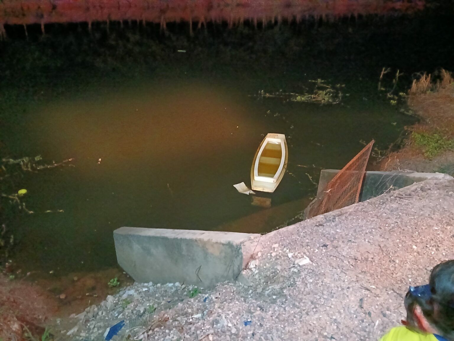 Two students drown in boat accident near Phichit temple