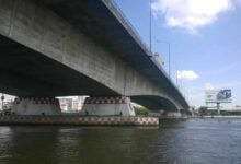 Search continues for individual who jumped off Rama VII Bridge