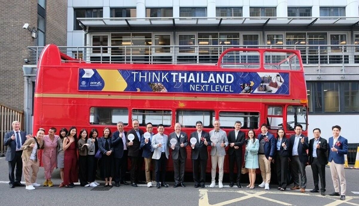 Thailand promotes products with Piccadilly Circus campaign