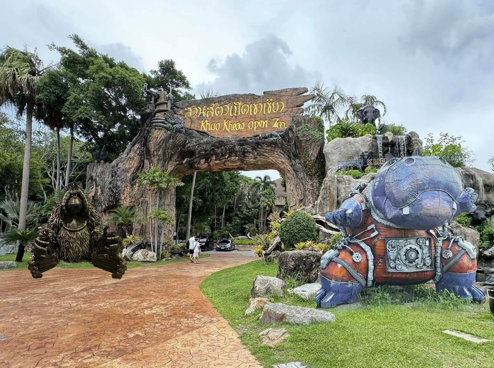 2nd pick for places to visit in Thailand .Entrance of the zoo in Thailand 