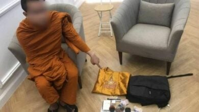 Fake Thai monk’s gamble goes bust in Bangkok mall