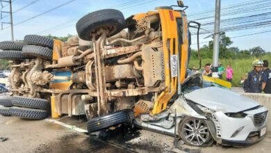 Reckless: Concrete mixer truck crushes sedan, resulting in 1 death