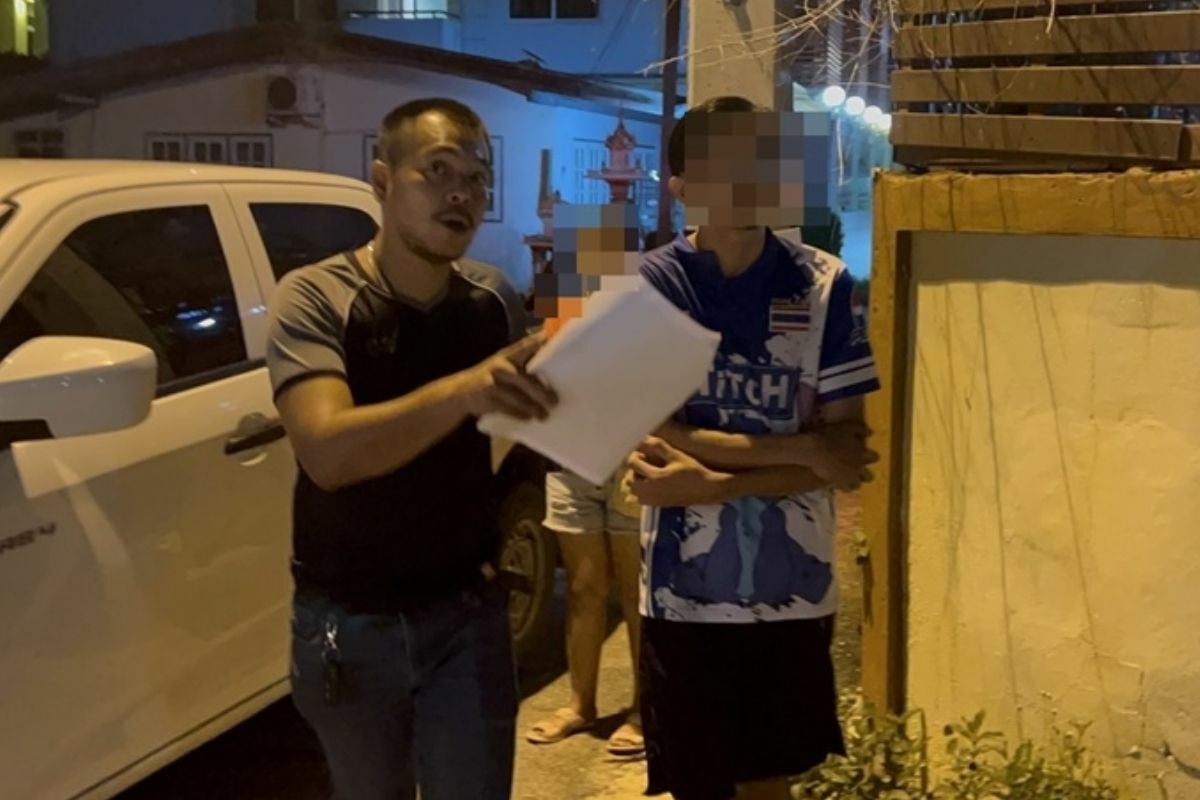 Perpetual panty pinching pervert caught red-handed in Chon Buri