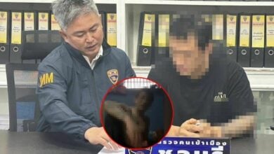 2 Thai cops suspended after South Korean livestreams from cell (video)