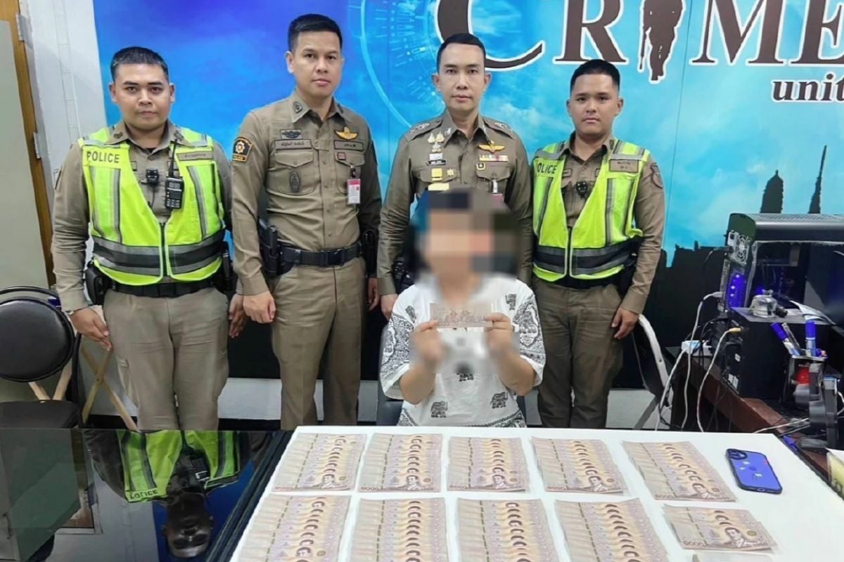 Bank on it: Chinese counterfeit cash caper at Chatuchak Market