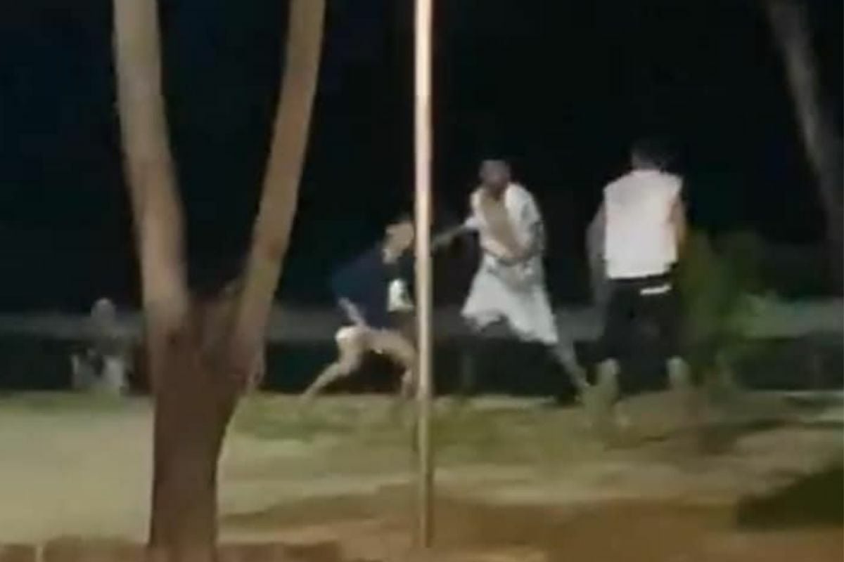 Viral video captures Phuket beach fight between Thai and foreigners