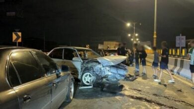 Five-car crash on Nonthaburi bridge leaves three injured