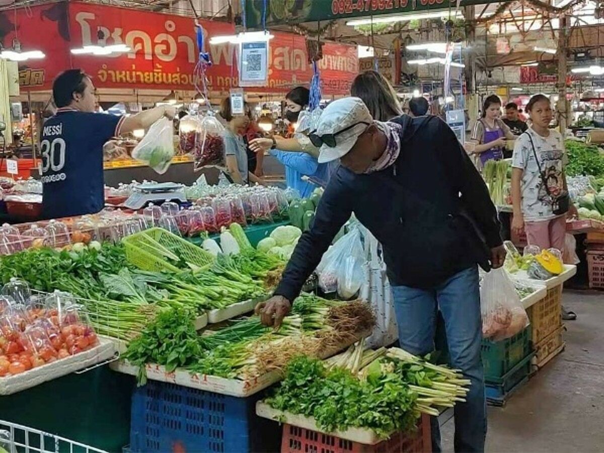 Lettuce pray: Market shoppers face steep prices ahead of Pattaya Vegetarian Festival