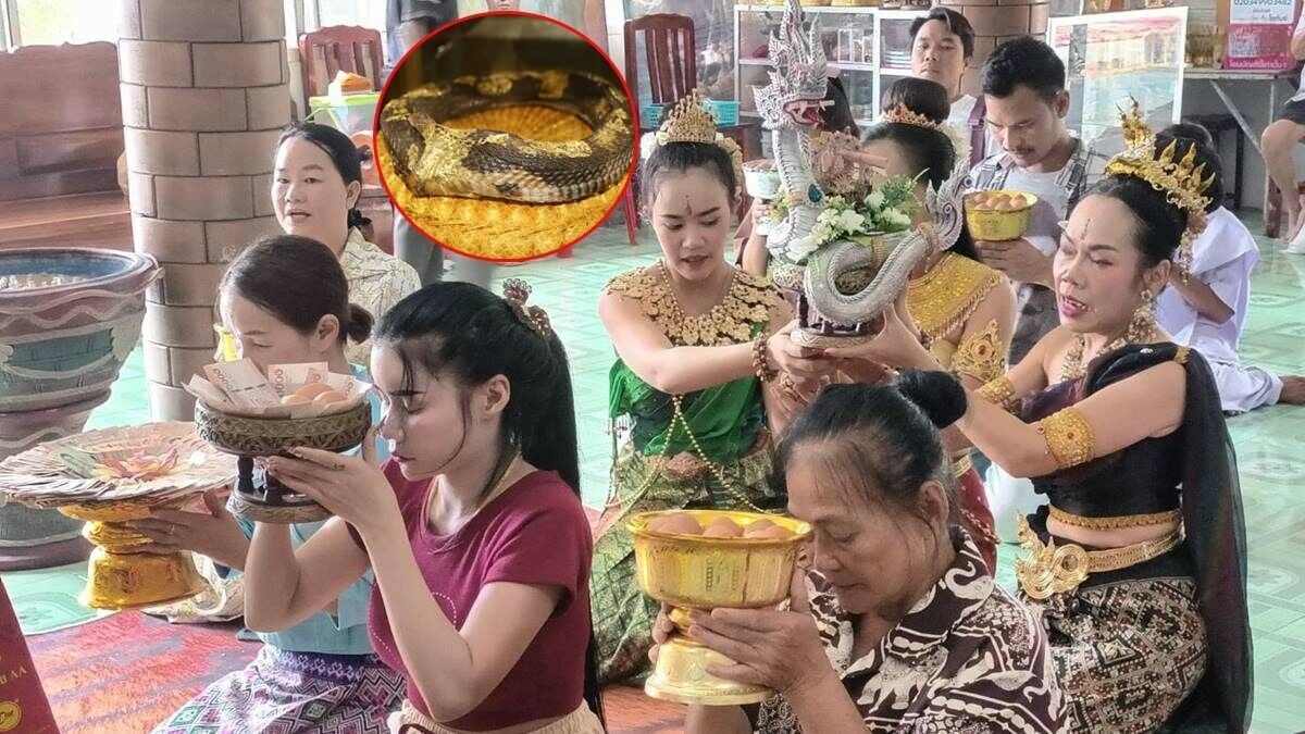 Residents make offerings after winning lottery in Ratchaburi