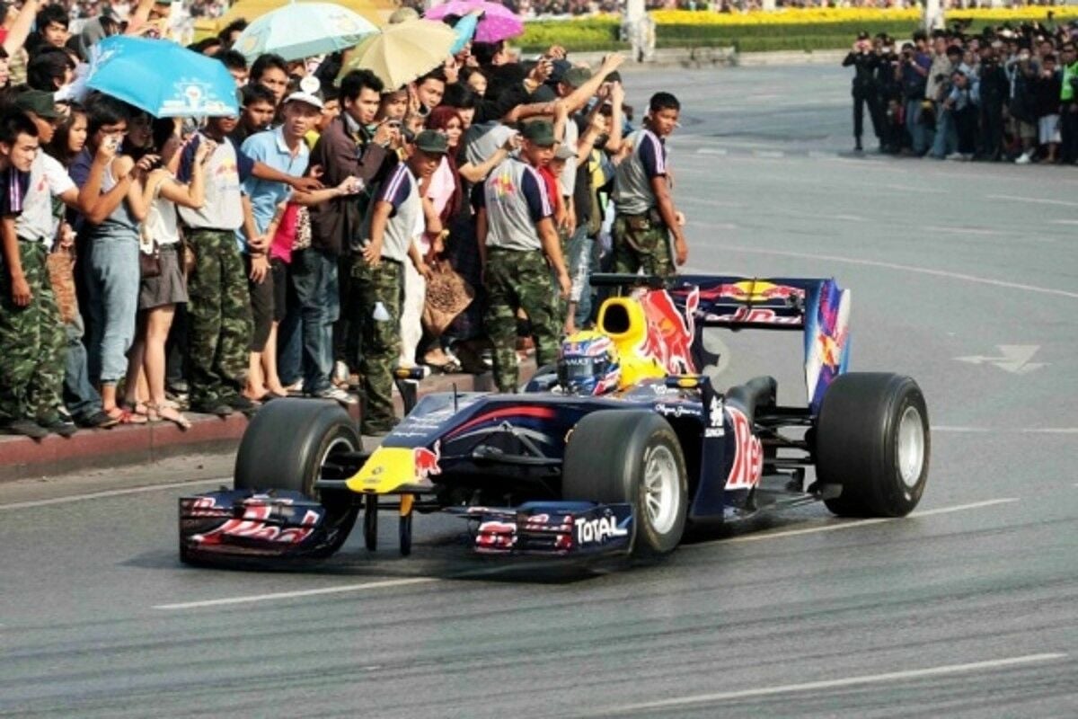 Bangkok races ahead: Minister shifts gears for F1 street spectacle