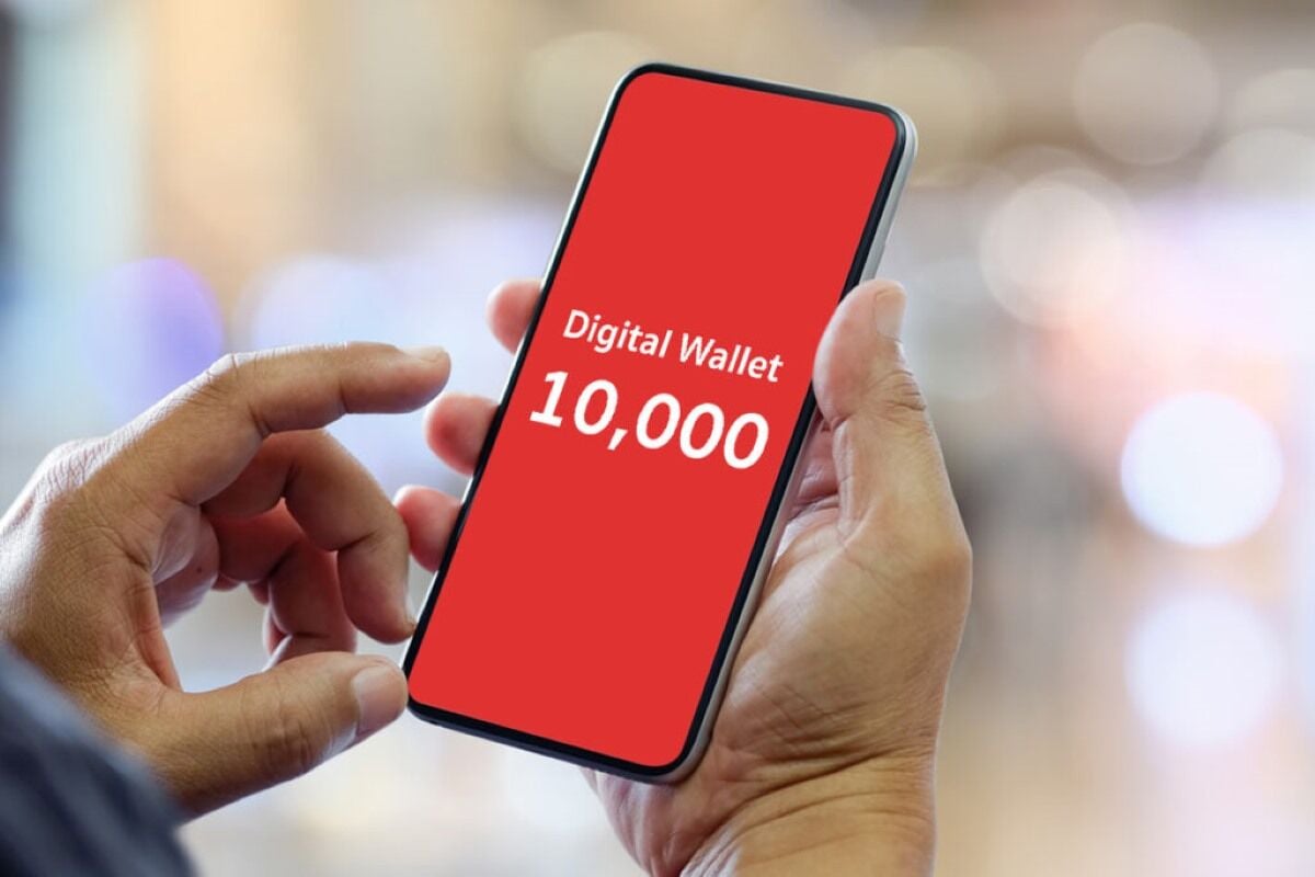 Thai government urges swift updates for digital wallet distribution