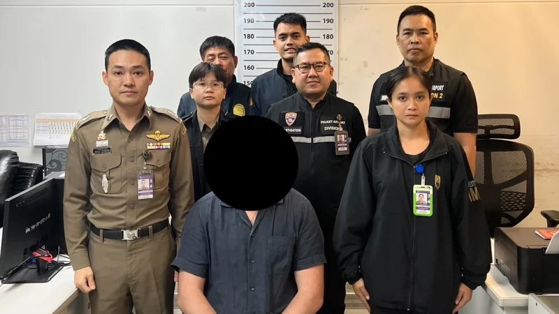 Stamp out the fraud: Uzbek man licked at Phuket Airport