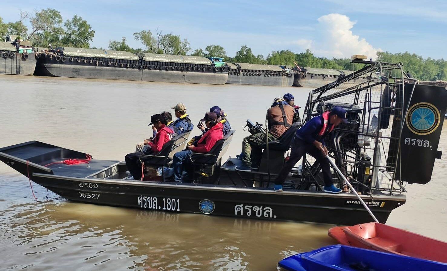 Catch of the day: Surat Thani nets illegal fishing gear