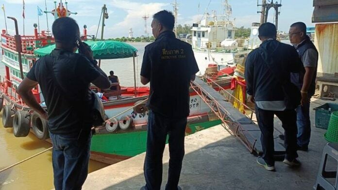 Rayong councillor arrested for siphoning diesel from fishing boats