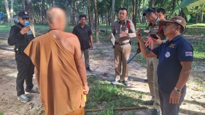 Nakhon Phanom monk attacks man with machete