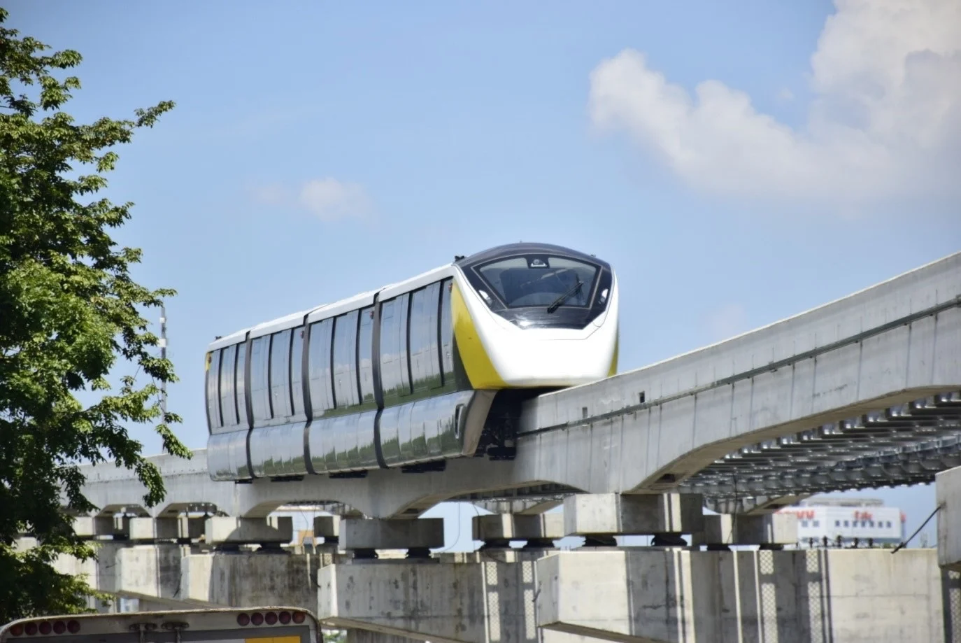 Bangkok monorails test new systems after recent malfunctions