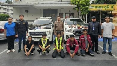 Bang Rak police arrest volunteers for stealing telephone cables