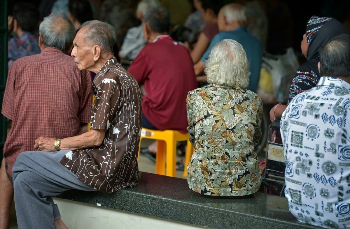 Thailand raises retirement age to 65 for all sectors