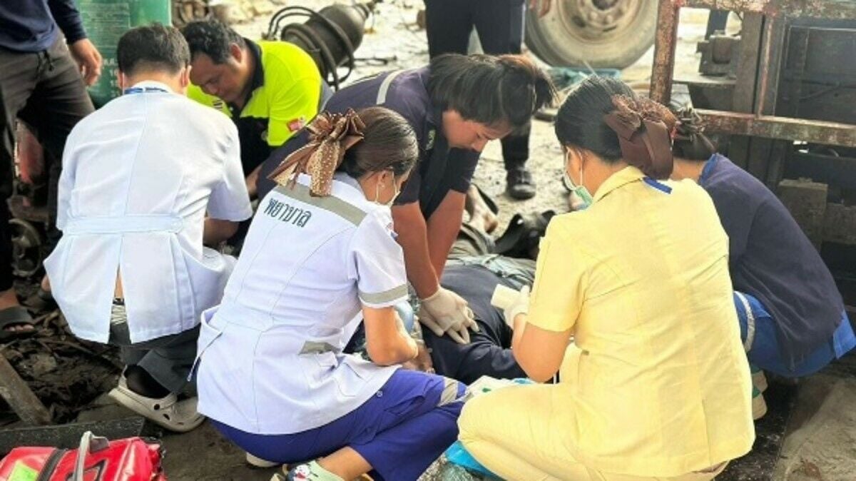 Two mechanics fatally electrocuted at Suphan Buri repair shop